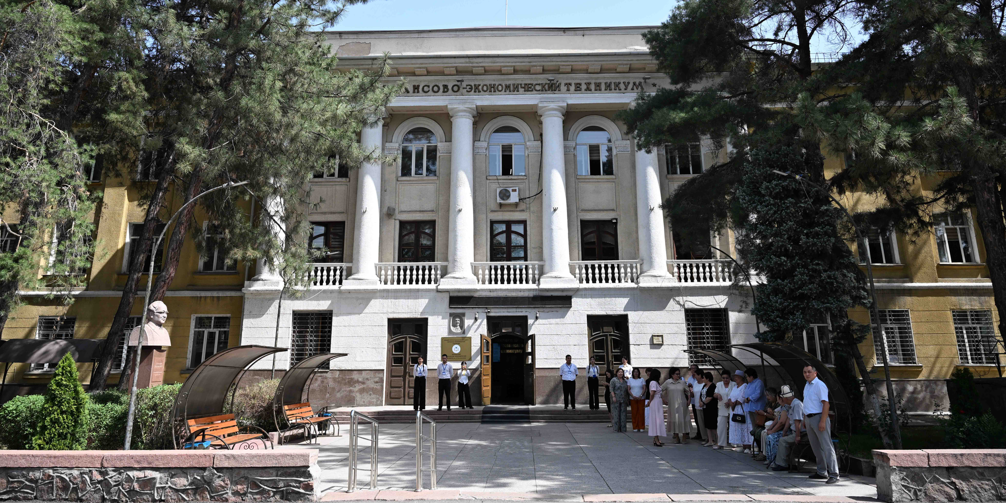 Бишкекский финансово-экономический техникум передан в ведение Минфина