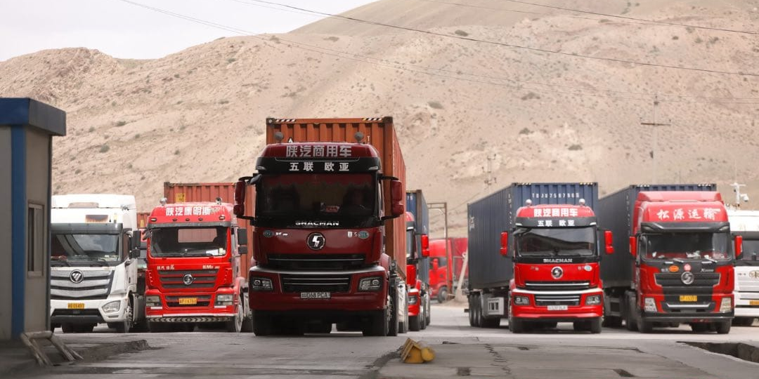 КПП «Торугарт» и «Иркештам» закроют на несколько дней: как изменится режим работы