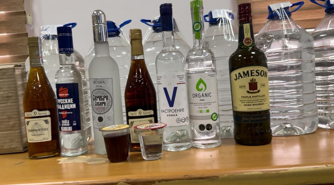 Налоговая служба выявила подпольное производство алкоголя в селе Маловодном