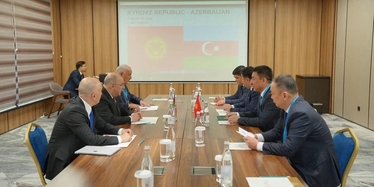 Кыргызстан и Азербайджан договорились обмениваться таможенными данными