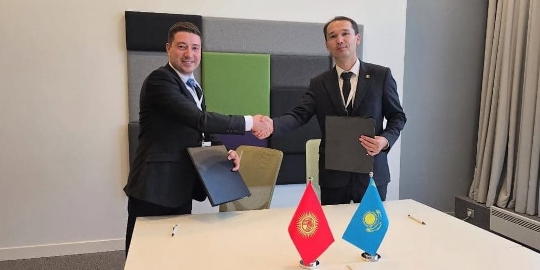 Кыргызстан и Казахстан откроют новую воздушную трассу Алматы – Каракол через Санташ