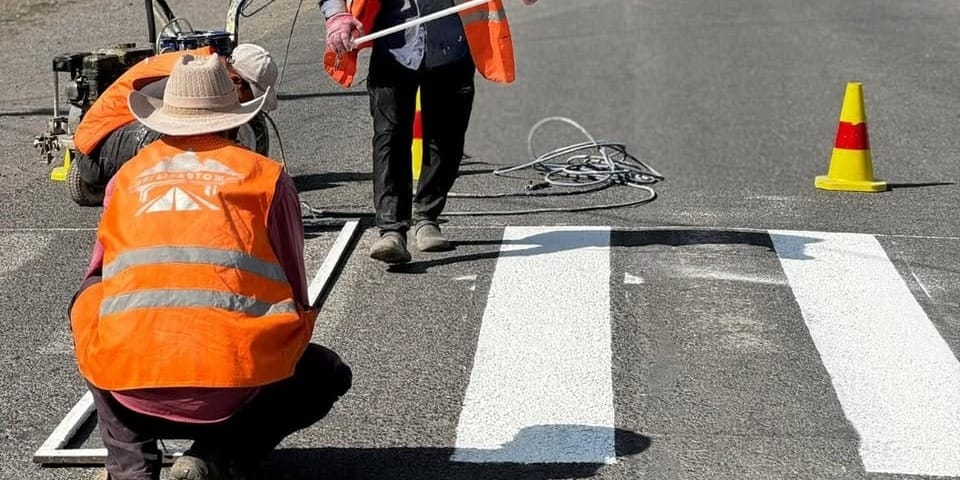 Дорожная разметка в Кыргызстане.