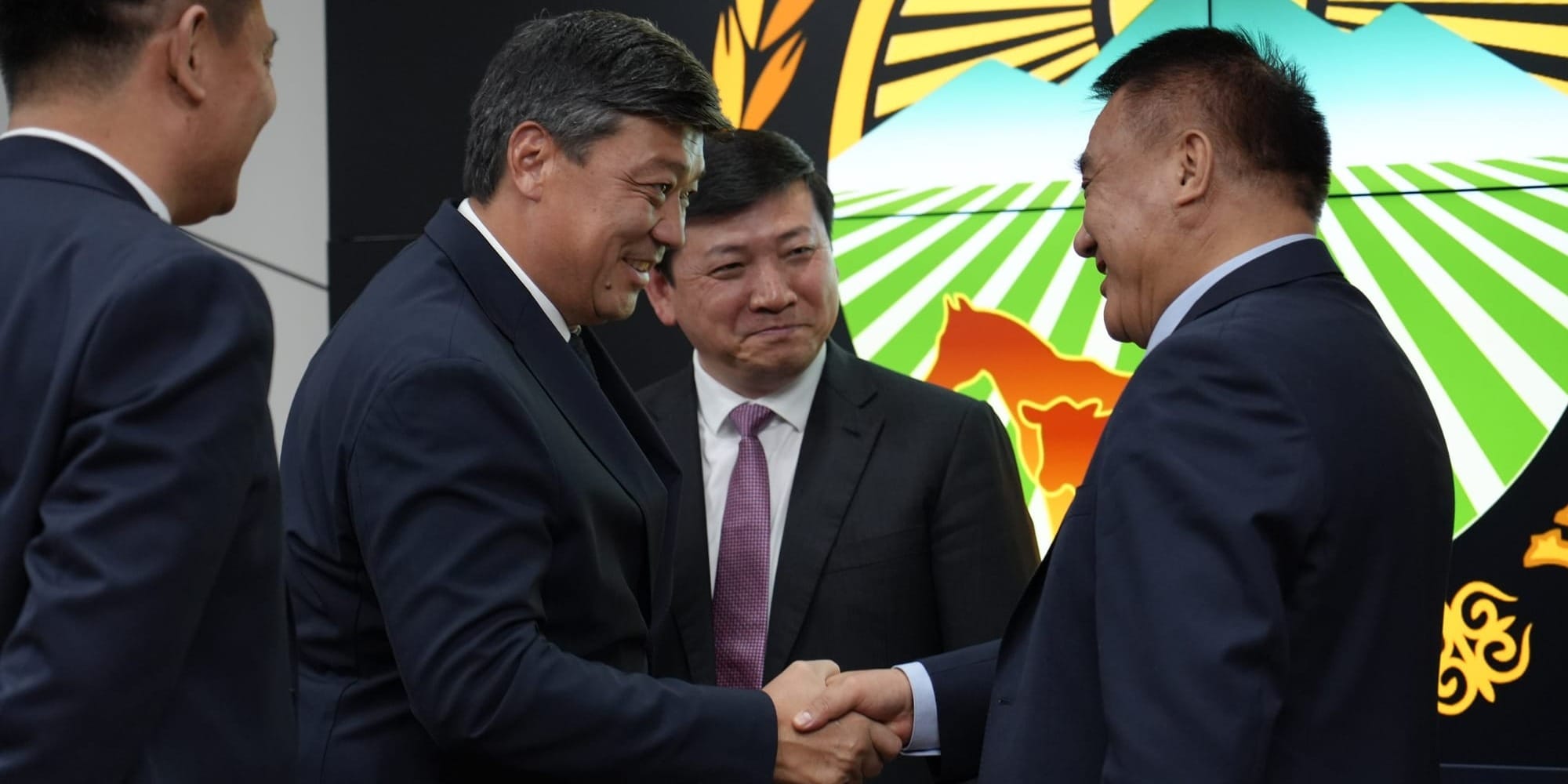 Строительство ж/д КНР – КР – РУз: Торобаев предложил расширить участие кыргызстанцев в проекте