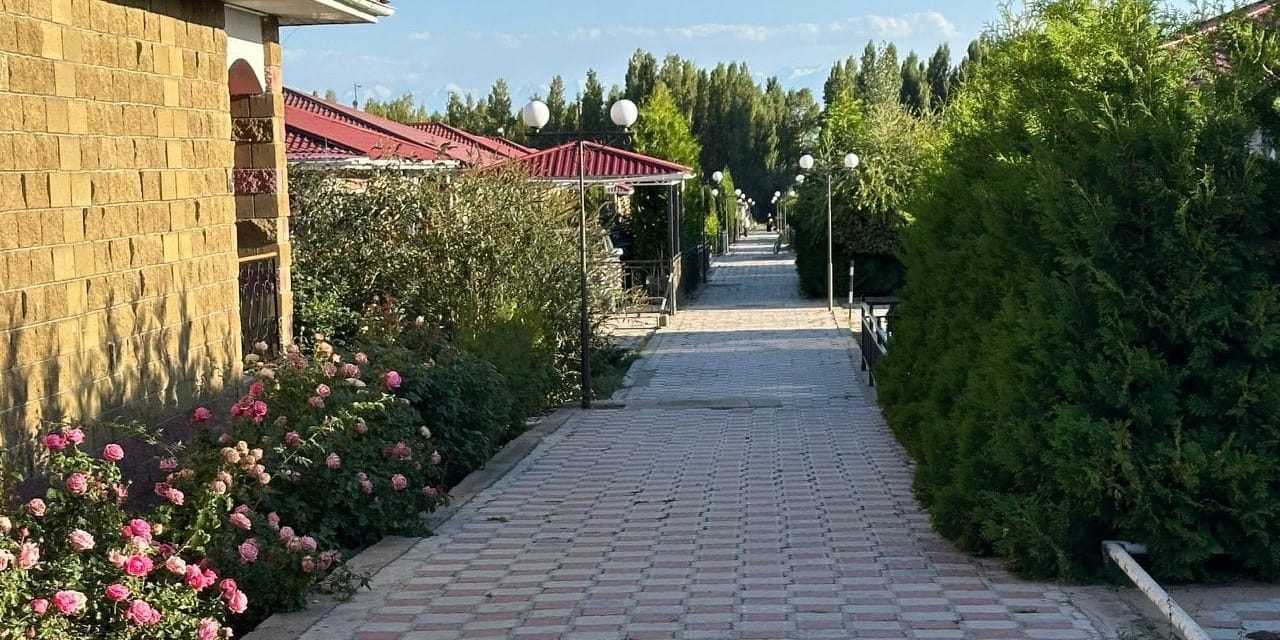 ГКНБ задержал бывшего начальника ГУ «Кадастр» по делу о выдаче участков на Иссык-Куле