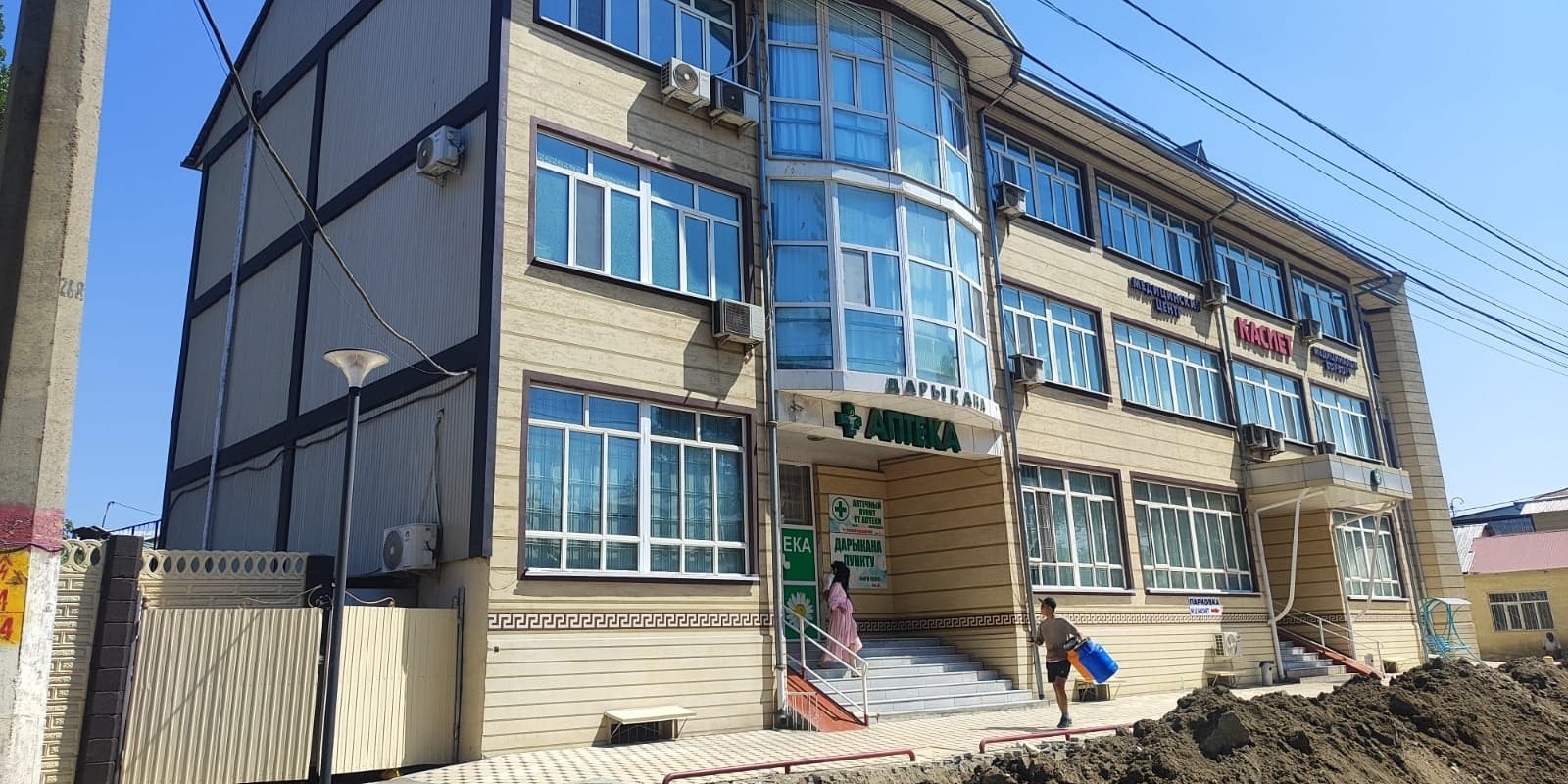 В Оше и Кара-Суйском районе медицинские центры передали в госсобственность