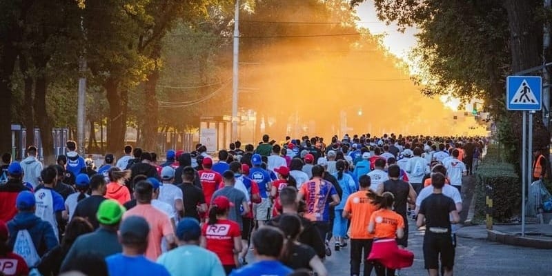 Какие улицы перекроют в Бишкеке во время Bishkek Snow Leopard Run 2025