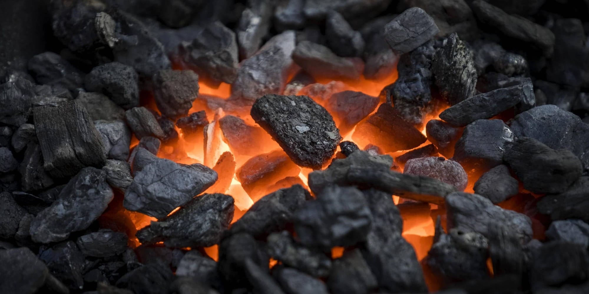 Для стабильного снабжения углем в Баткене установлены оптовые отпускные цены на топливо