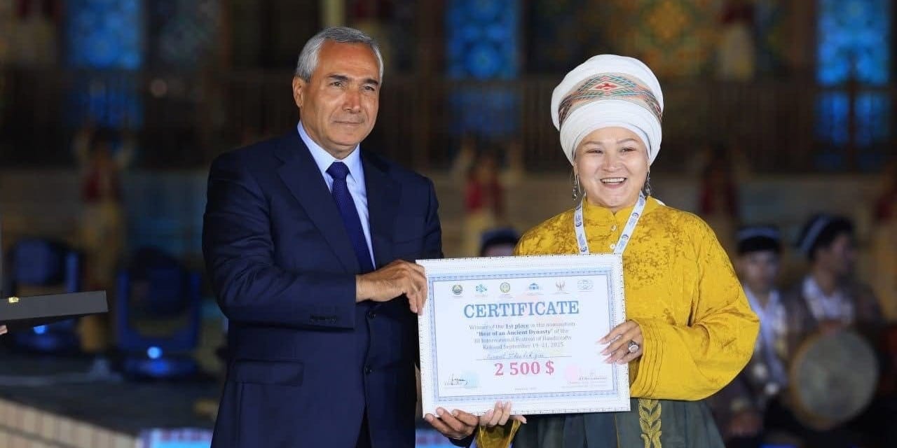 Кыргызстанцы взяли первое и третье места на III Международном фестивале ремесел в Коканде