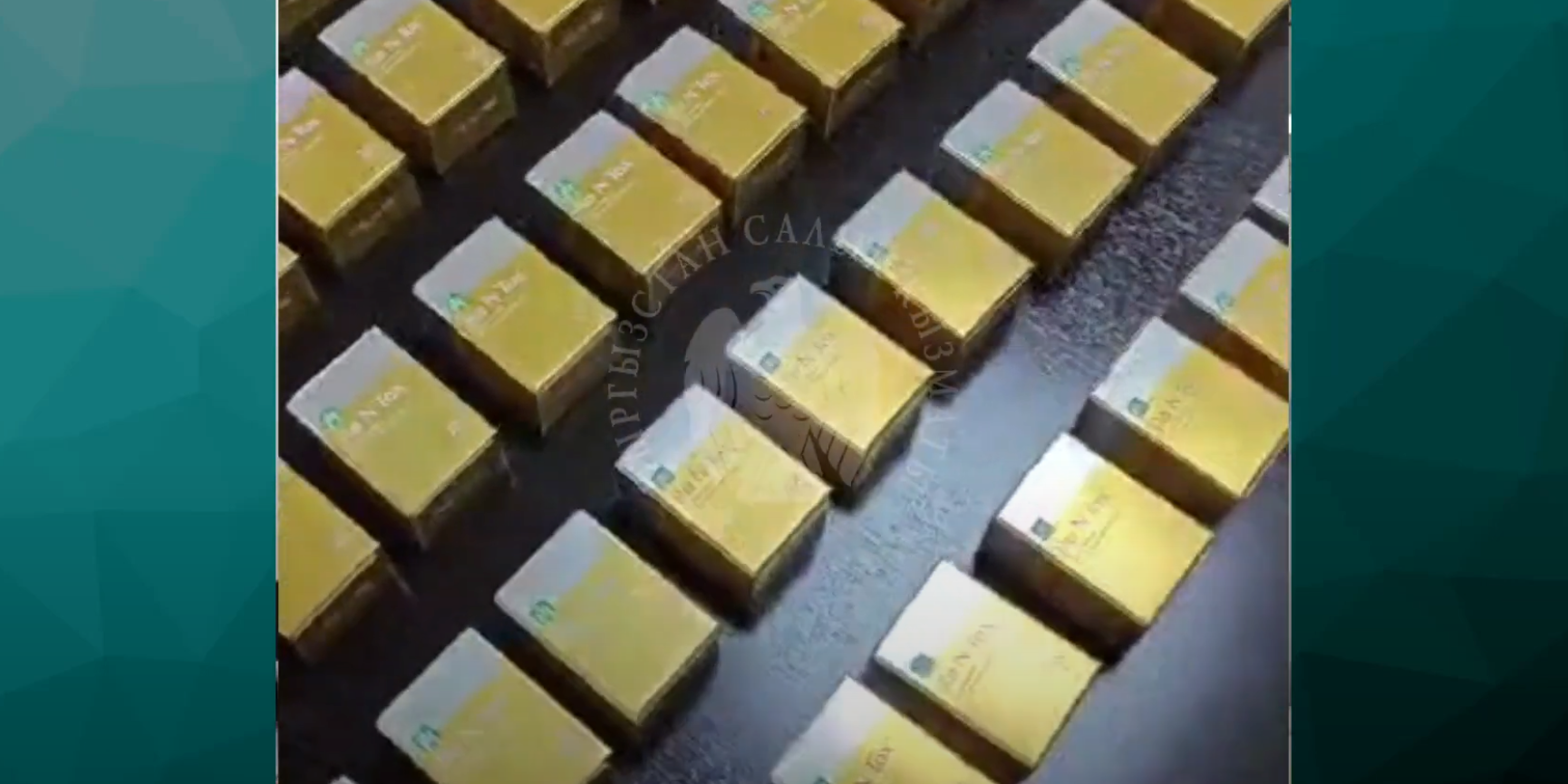 На КПП «Ак-Жол» задержана партия поддельных косметических препаратов