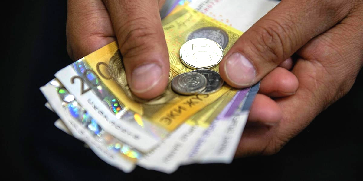 С 1 октября в Кыргызстане увеличены пенсии