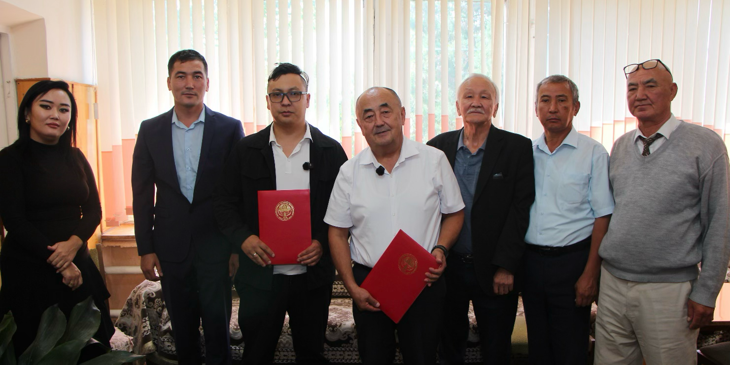 Искусственные ледники выходят на нацуровень: в Оше подписано соглашение между USTA International и НАН КР