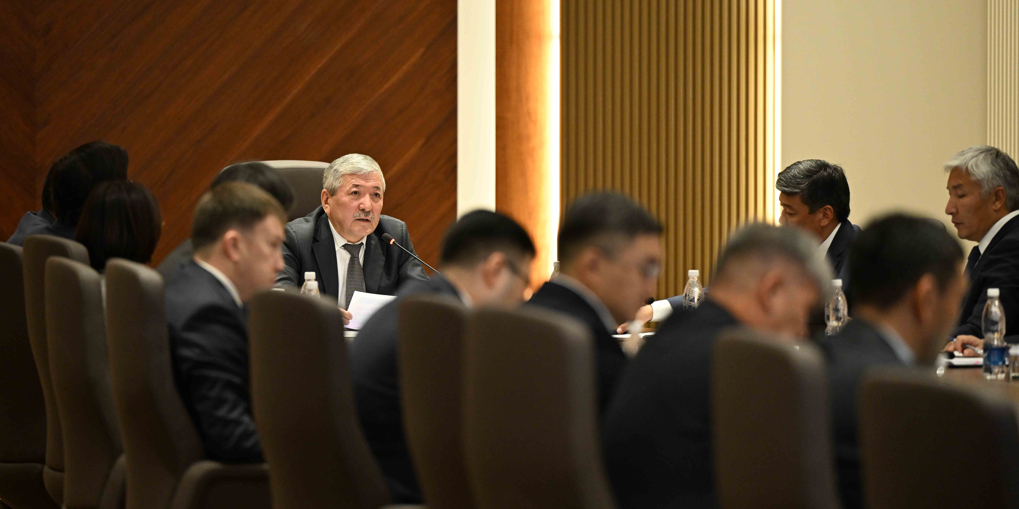 В Кыргызстане увеличился приток инвестиций и доходы бюджета — Касымалиев