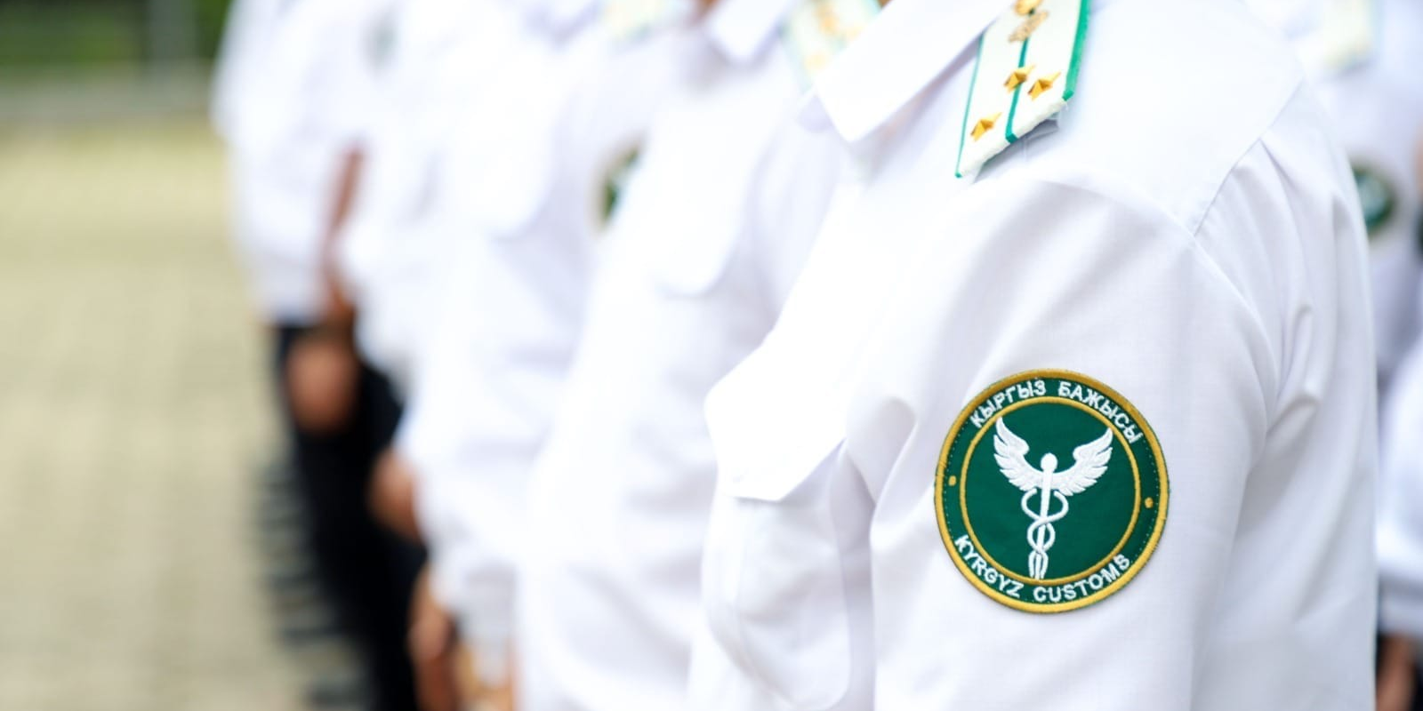 Таможенник выписал 19 незаконных штрафов — на защиту бизнеса встала Генпрокуратура