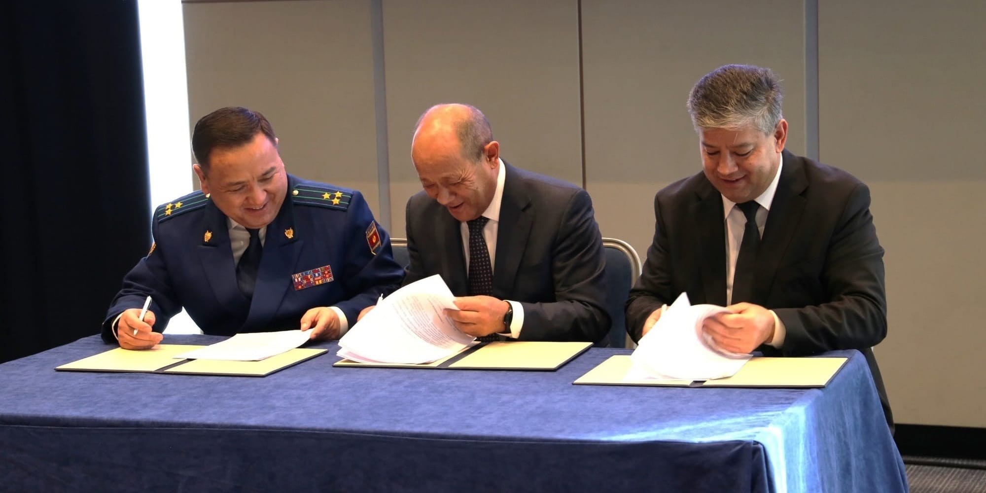 Власти и бизнес подписали меморандум о защите прав инвесторов и развитии деловой среды