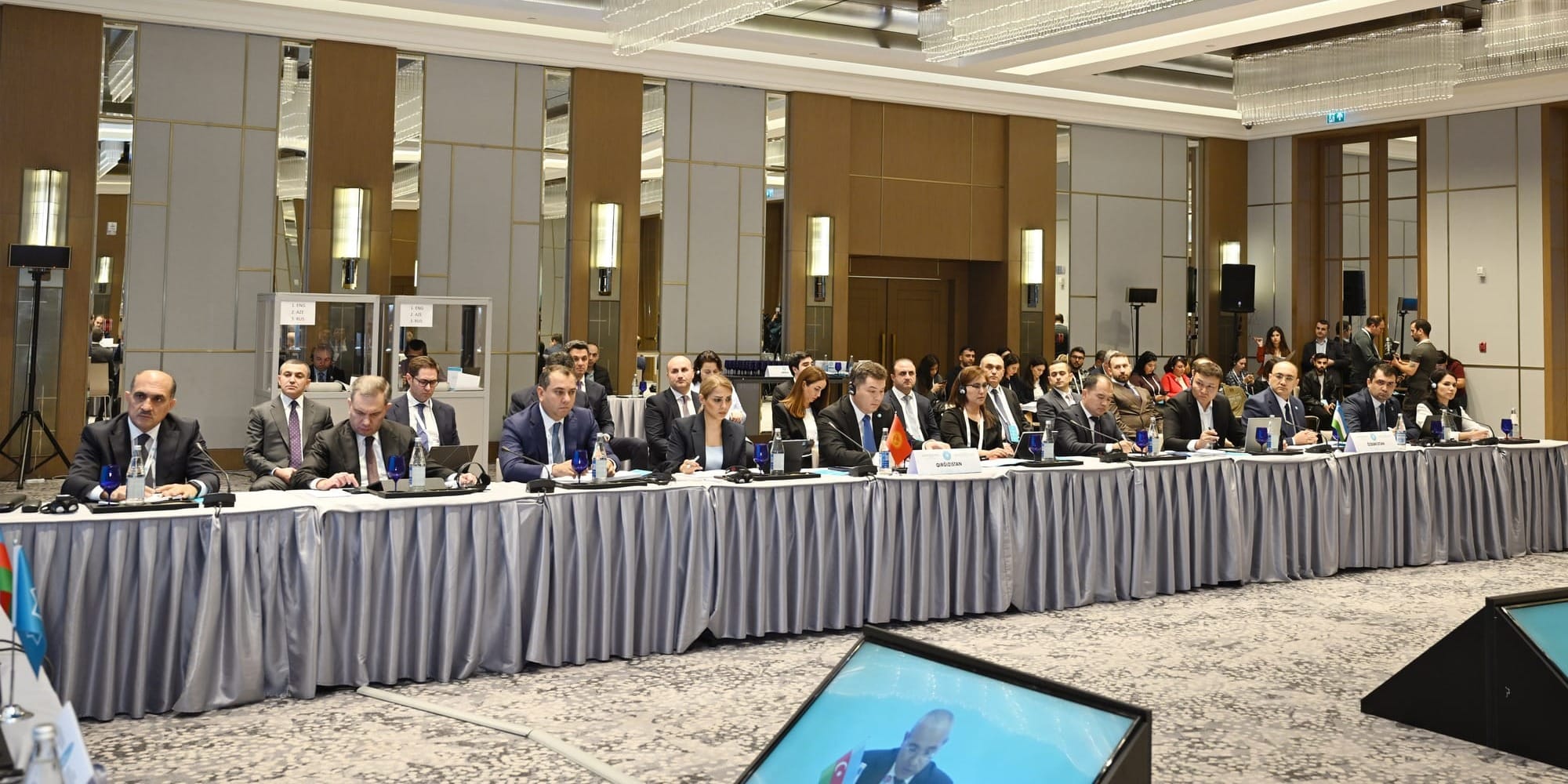 Кыргызстан подписал Коммюнике стран ОТГ по промышленности и инновациям