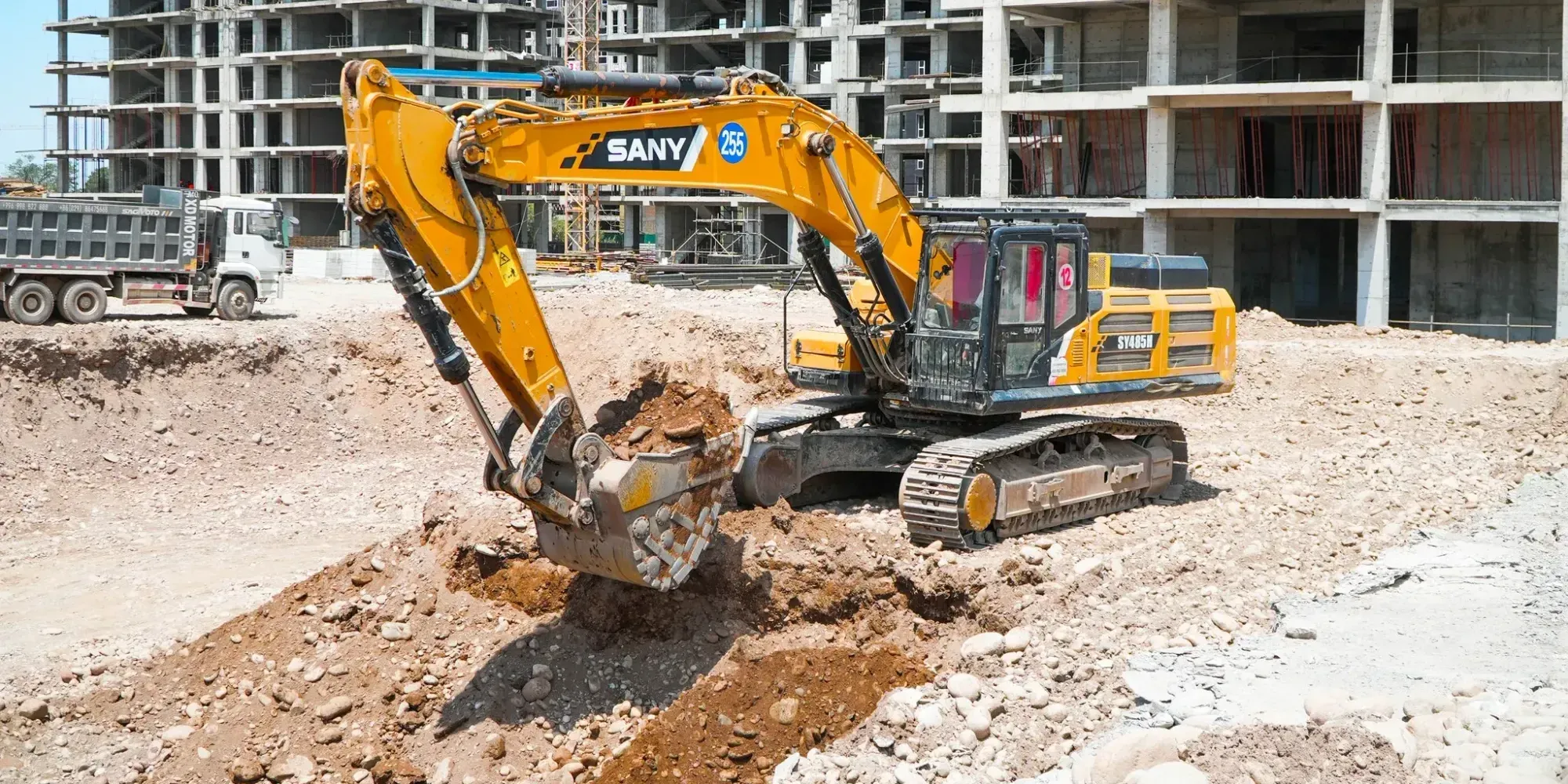 Мэр Бишкека: Реновация неизбежна и будет проходить поэтапно