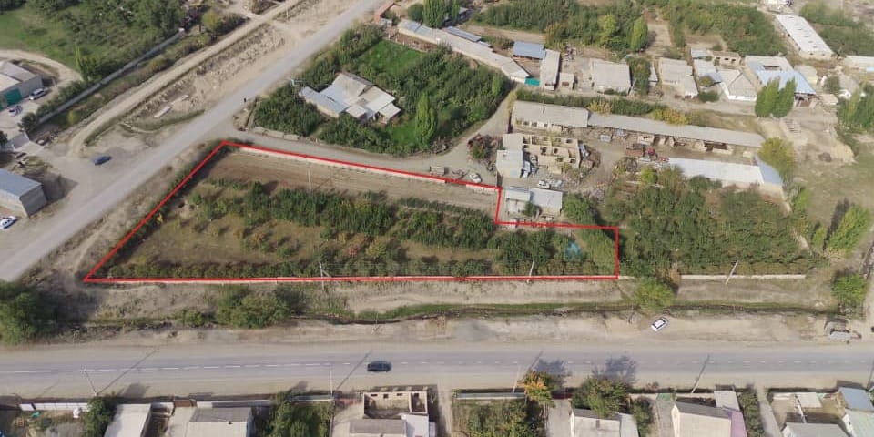 В Бакай-Ате государству вернули 0.43 га земли, незаконно использовавшейся под сады