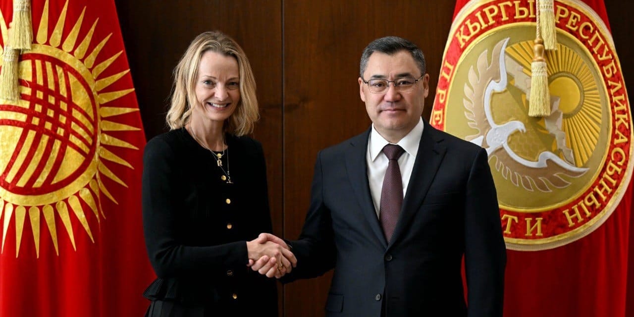 Садыр Жапаров обсудил с топ-менеджером Binance развитие цифровой экономики КР