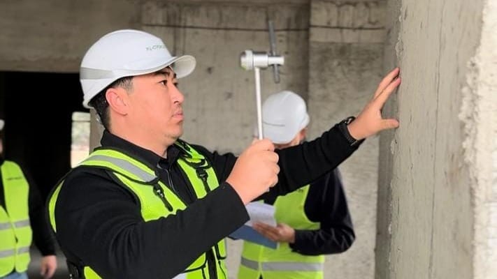 В Оше проверили прочность железобетонных конструкций 16-17-этажных зданий