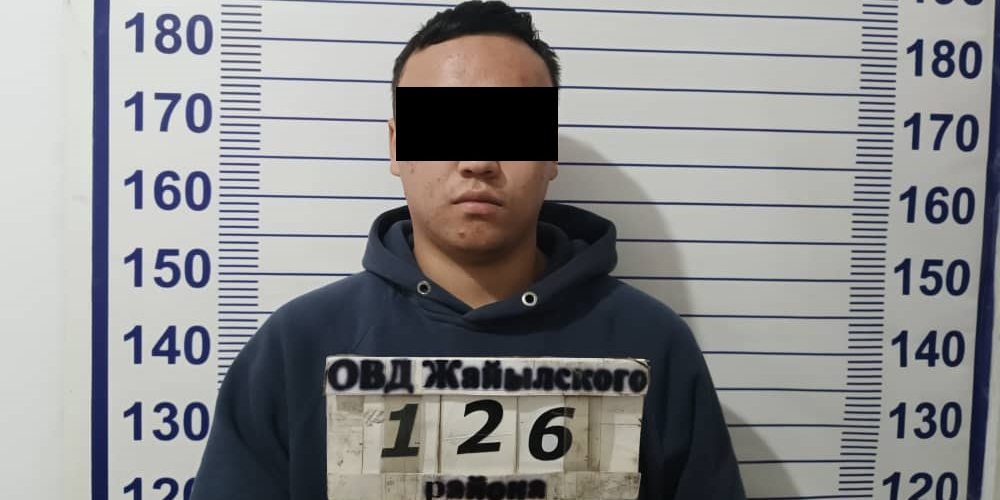 В КР задержан 18-летний дроппер по делу о мошенничестве на 400 тысяч сомов