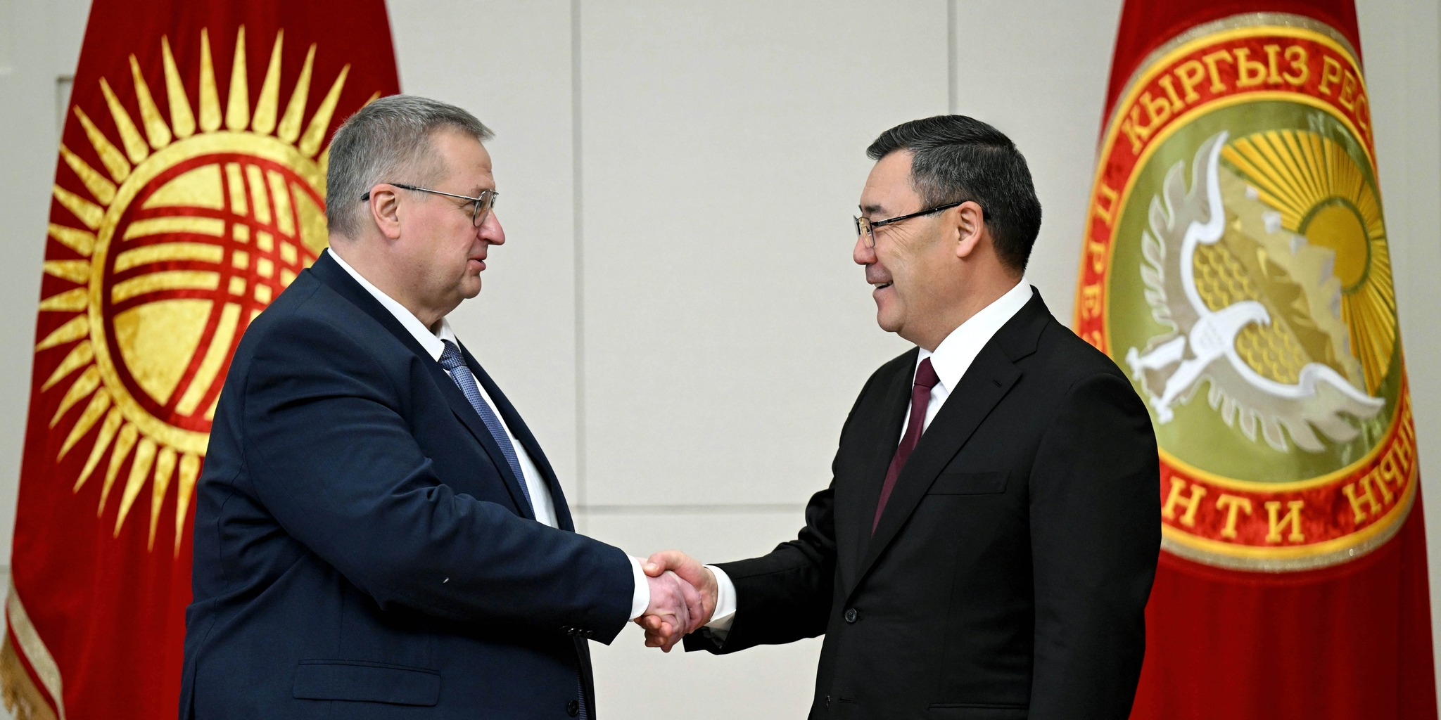 КР и Россия обозначили приоритеты сотрудничества на переговорах Жапарова и Оверчука