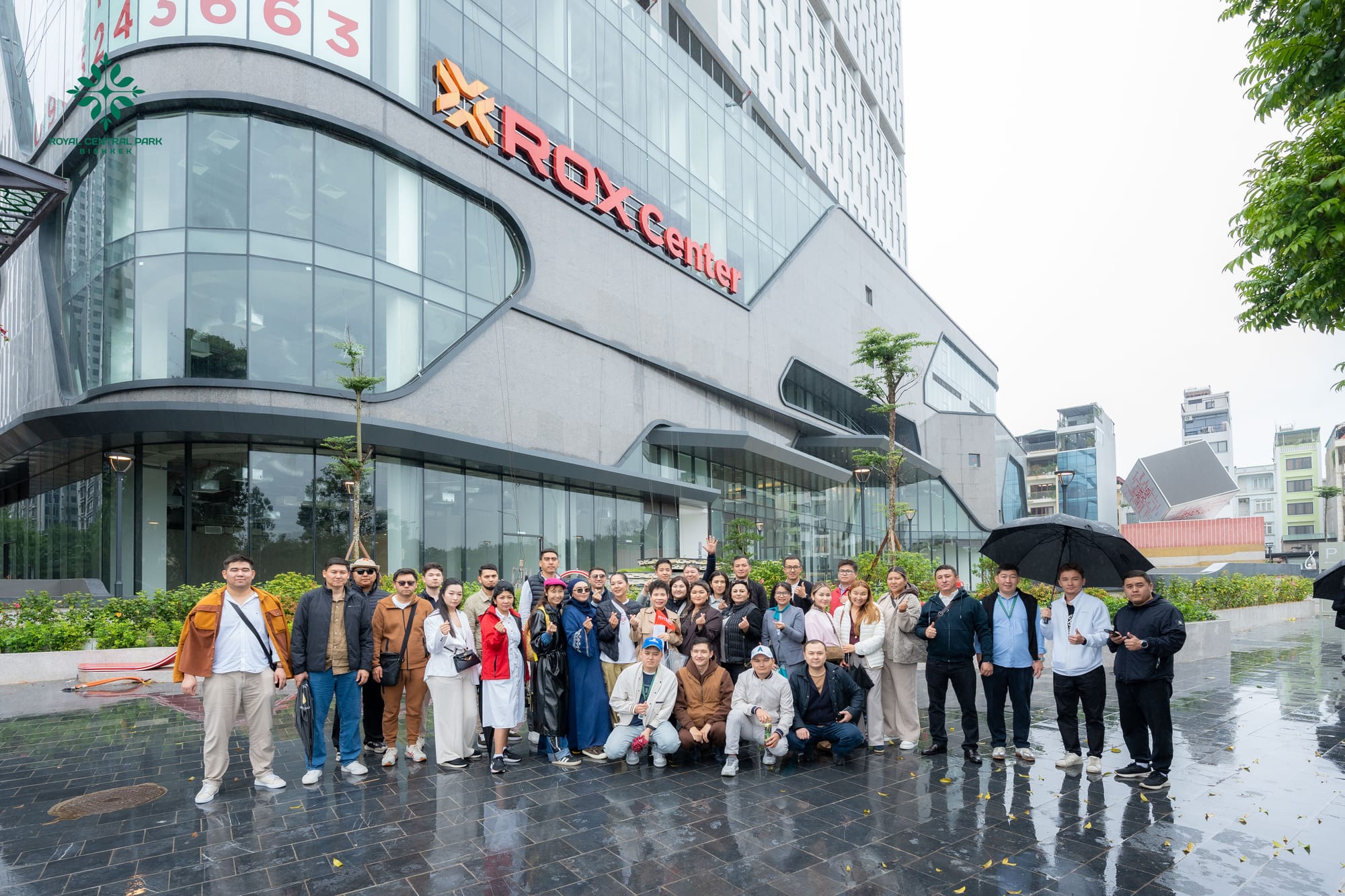 Делегация посетила жилой комплекс Goldmark City.