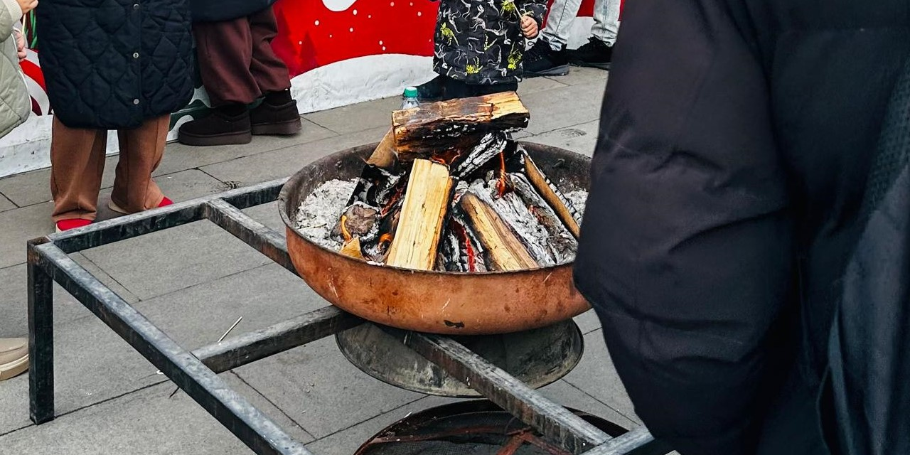 На площади Ала-Тоо развели костер: нарушителя оштрафовали на 28 тысяч сомов