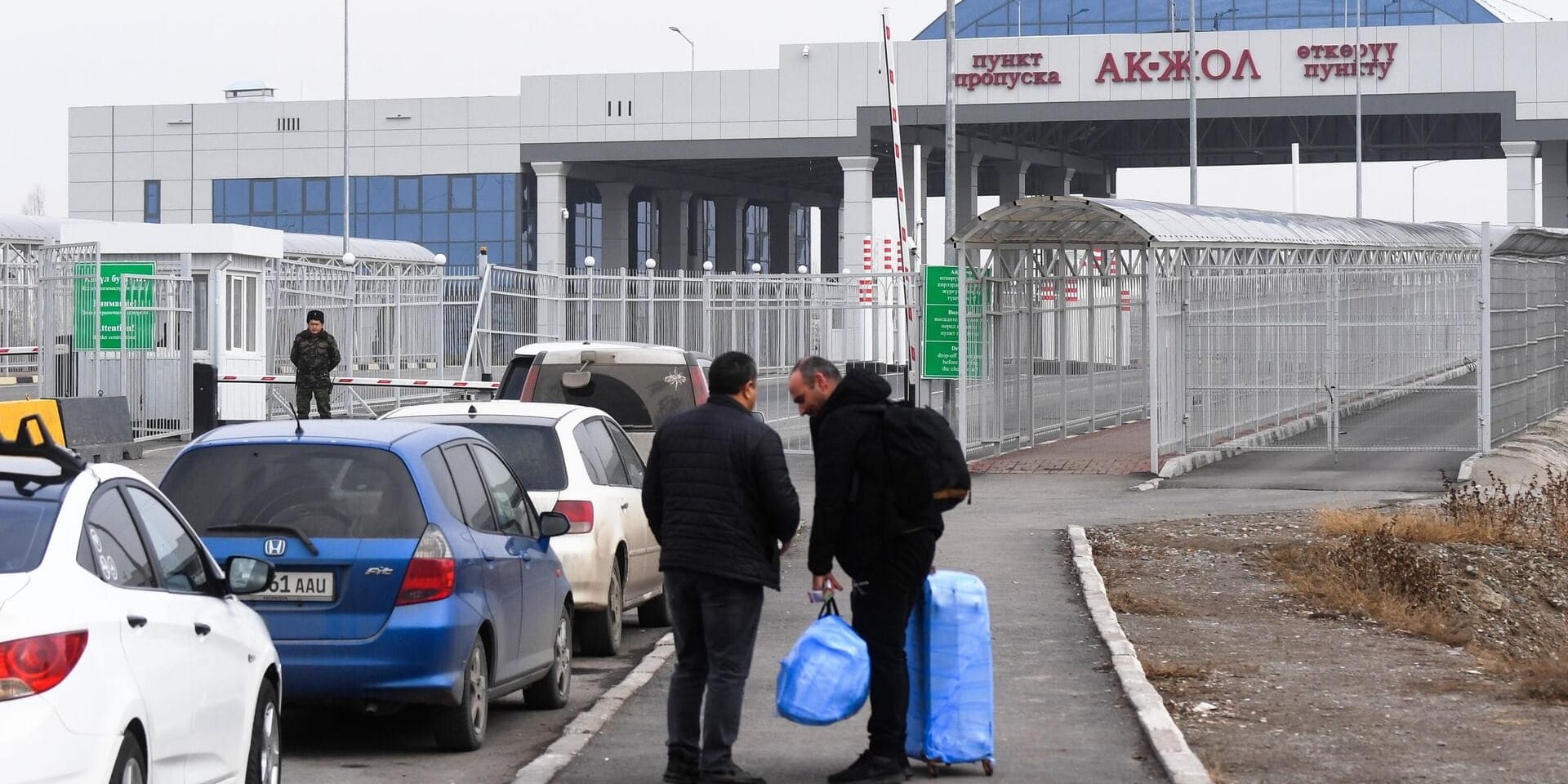 Принцип «90/180»: как изменились правила въезда для казахстанцев в Кыргызстан