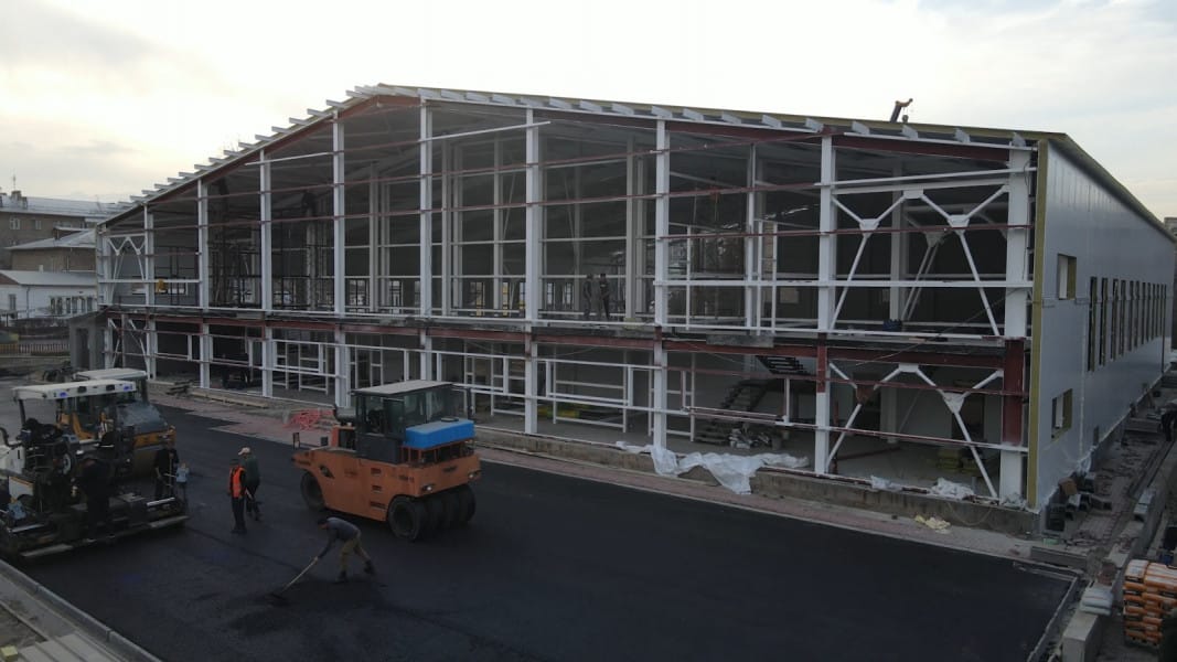 В Бишкеке строят новый многофункциональный спорткомплекс