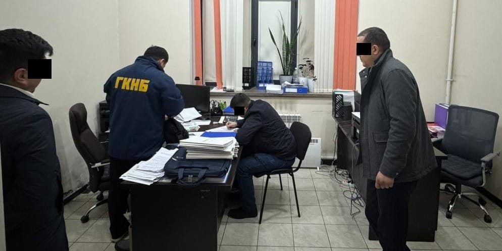 Светлый парк, темные схемы: ГКНБ задержал руководство «Бишкексвета»