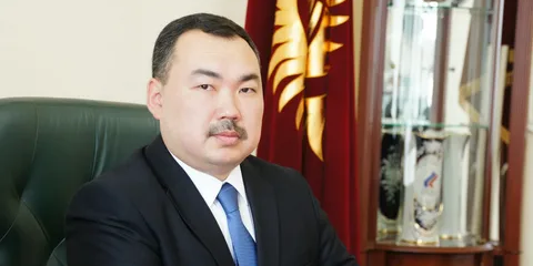 Экс-посол КР в России Болот Джунусов возглавил «Кыргызфармацию»