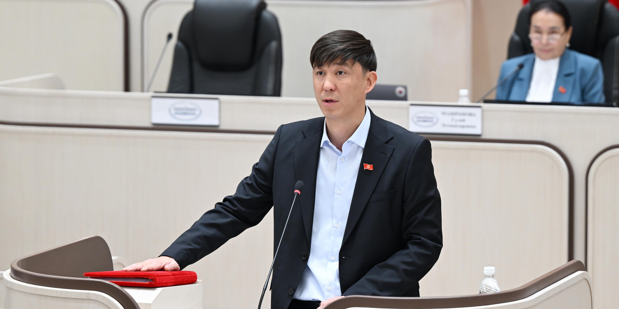 Эрулан Кокулов потребовал «разобраться» с журналистами и раскритиковал Old Bishkek