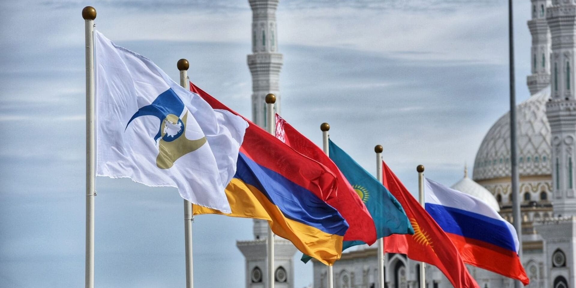 За «серый» импорт из ЕАЭС теперь грозят конфискация и крупные штрафы