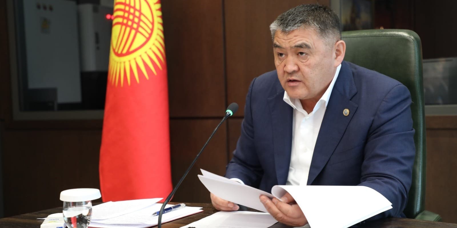 Камчыбек Ташиев поручил проверить ломбарды и ставки по займам — видео