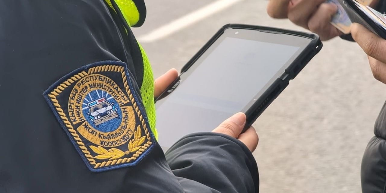 МВД «вооружило» инспекторов ГУОББД планшетами с отечественным ПО