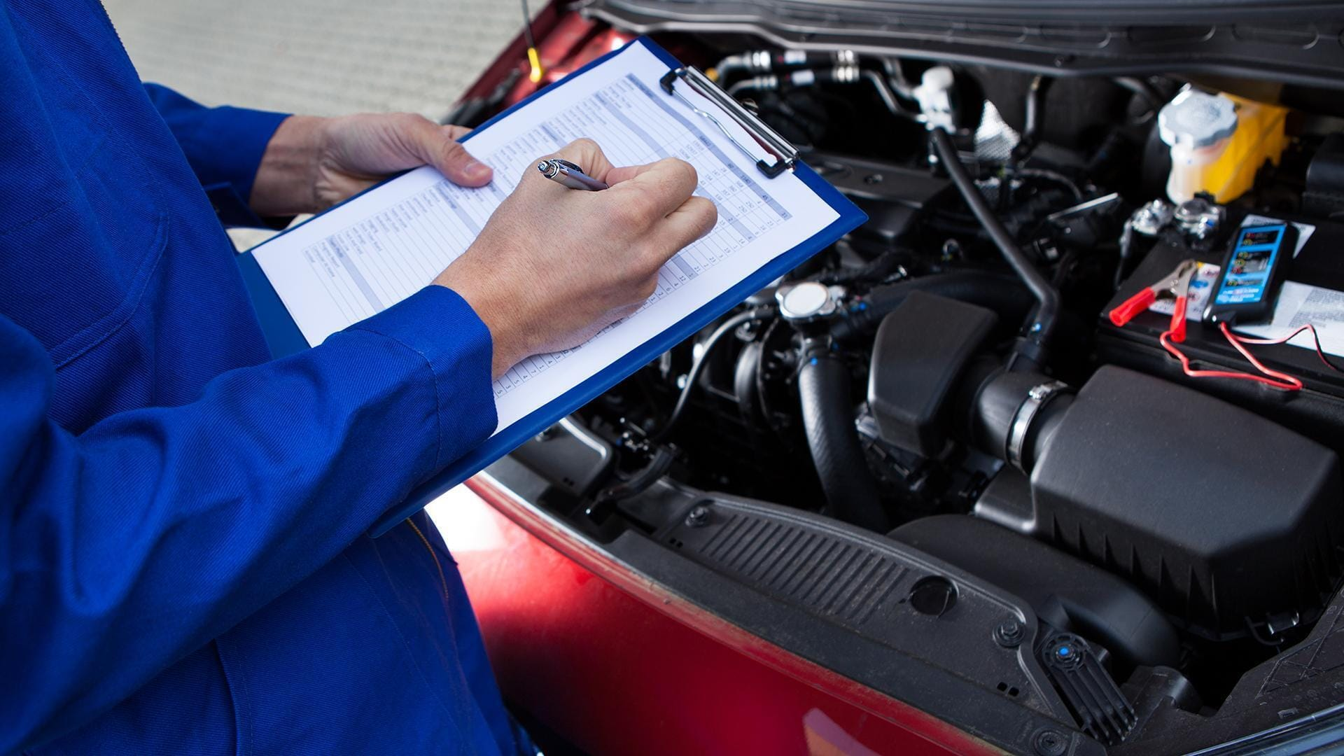 Техосмотр в КР передали в ведение Управделами президента