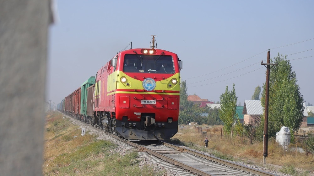 Рекорд по грузам и стройки двух магистралей: итоги работы «Кыргыз темир жолу» за 2025 год