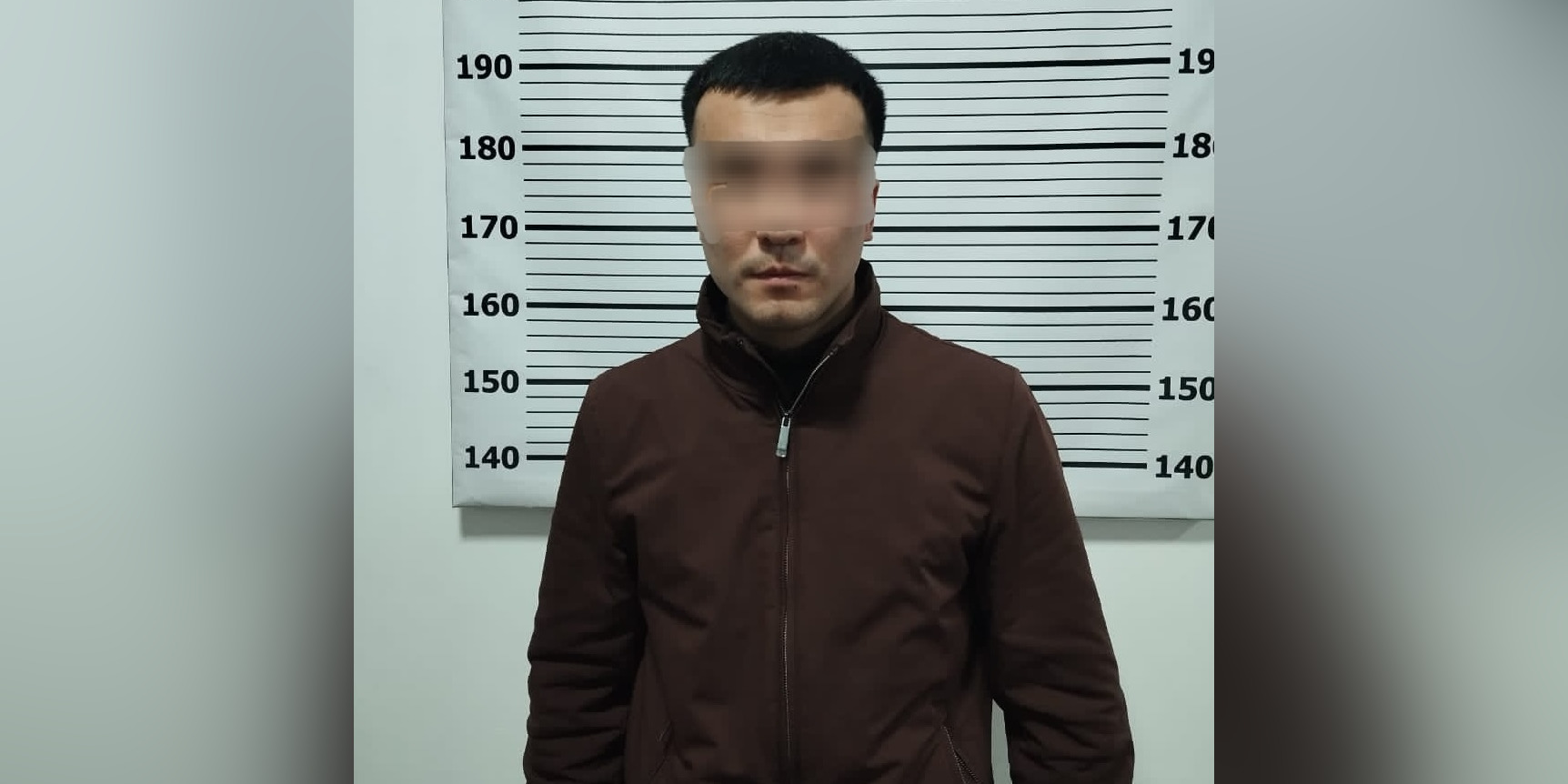 В Оше задержали подозреваемого в аферах с «дешевыми iPhone»