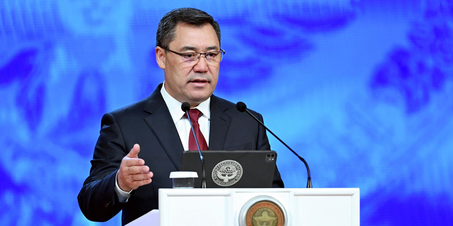 Если уйдет один друг, за мной останется более 7 млн друзей — Садыр Жапаров