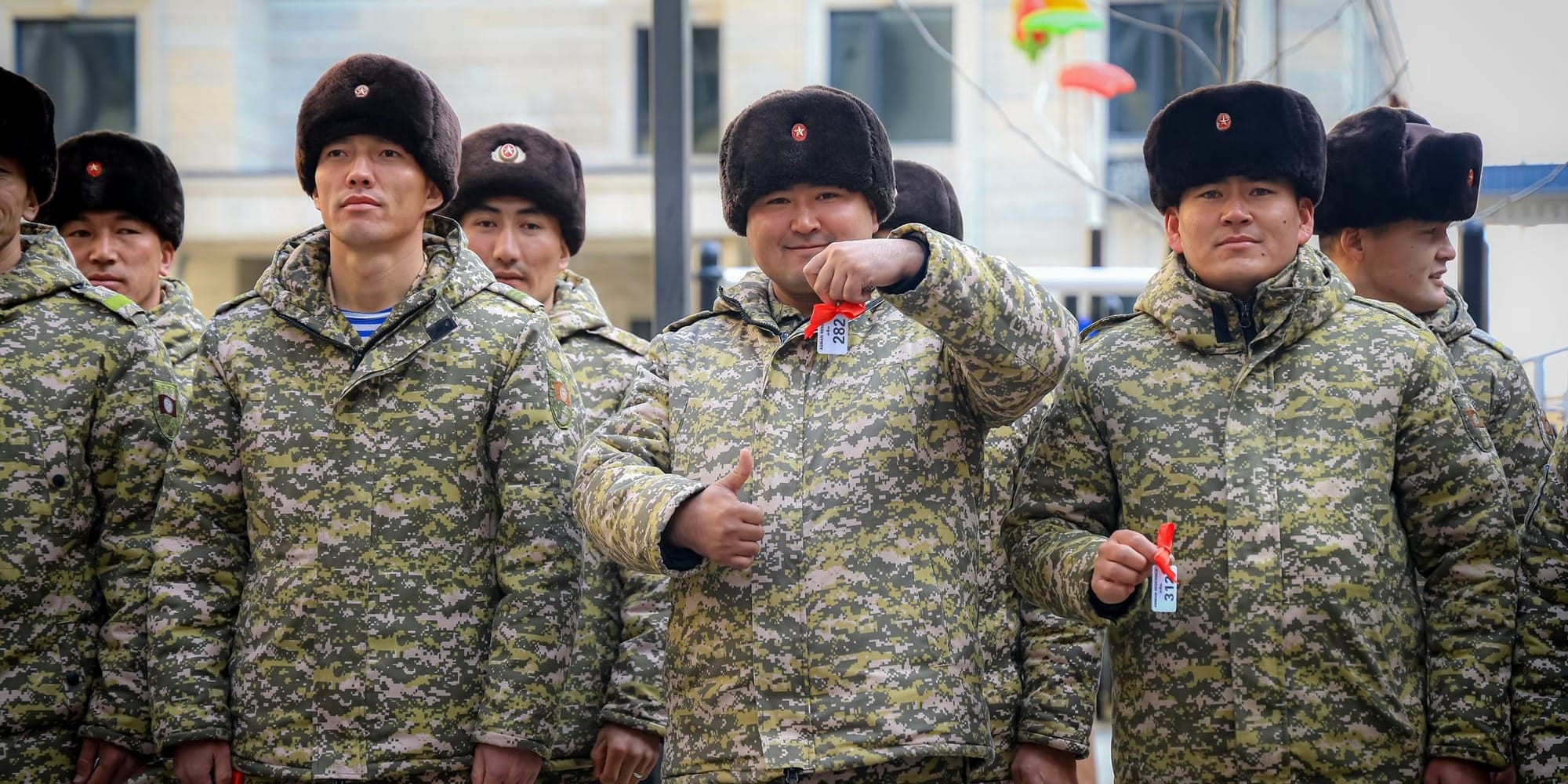 В городе Манас 167 военнослужащих получили ипотечные квартиры от ГИК