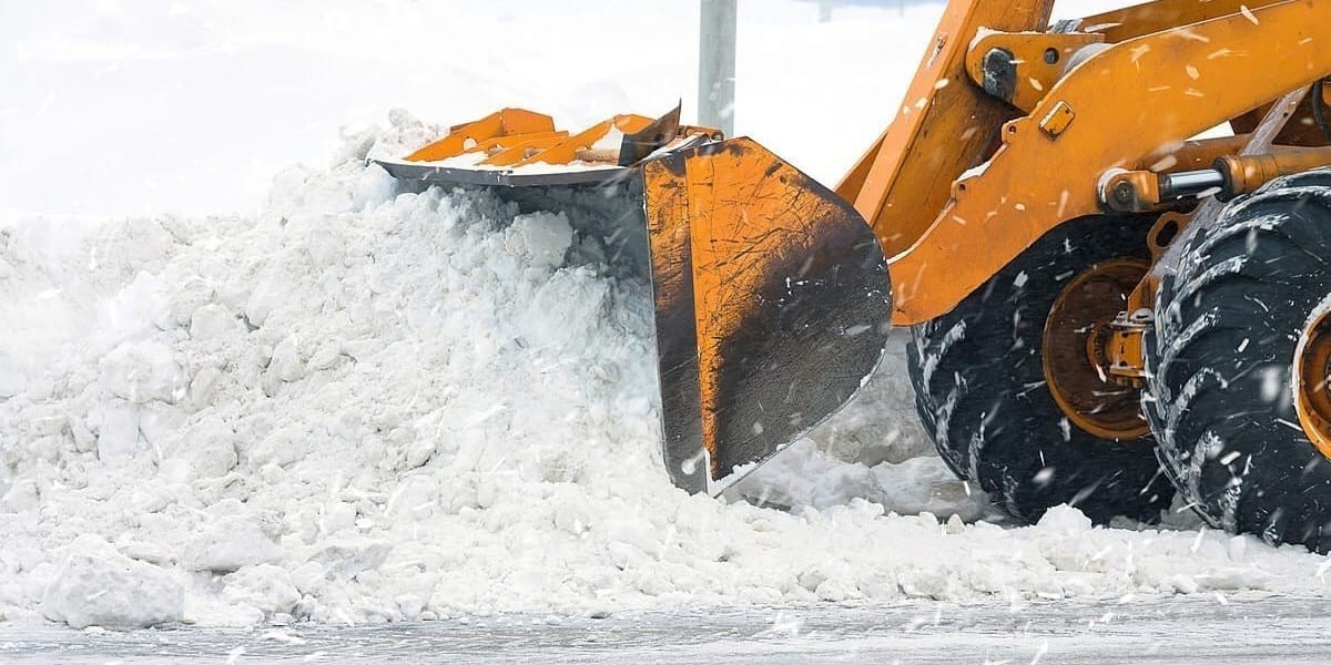 Перевал Чапчыма заблокирован: трассу Ала-Бука — Жаны-Базар перекрыло лавиной через полчаса после расчистки