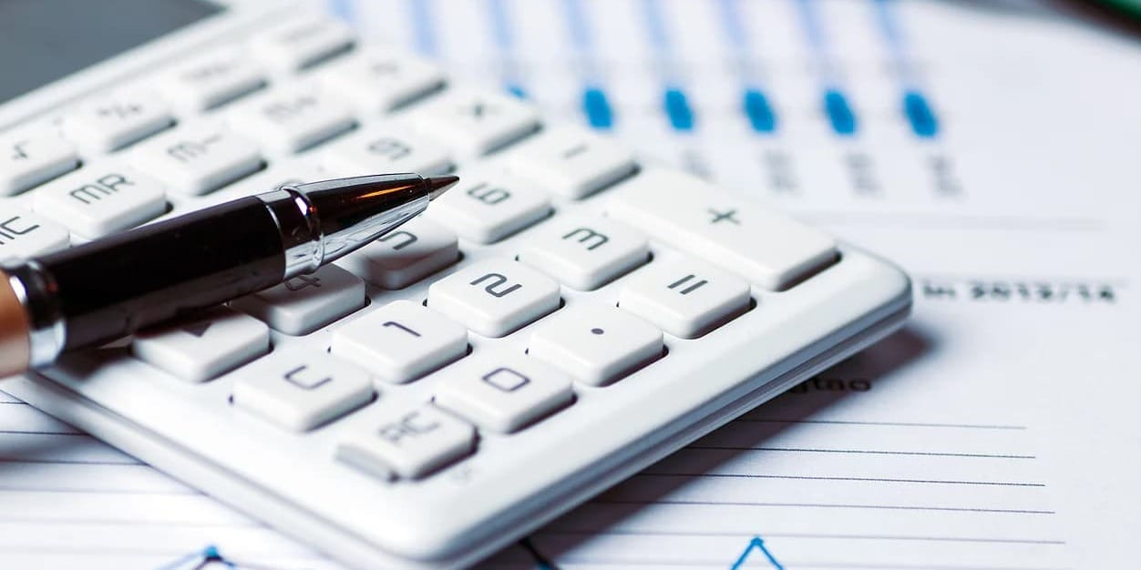 Недропользователям в КР напомнили пересчитать сметы рекультивации и взносы в фонд