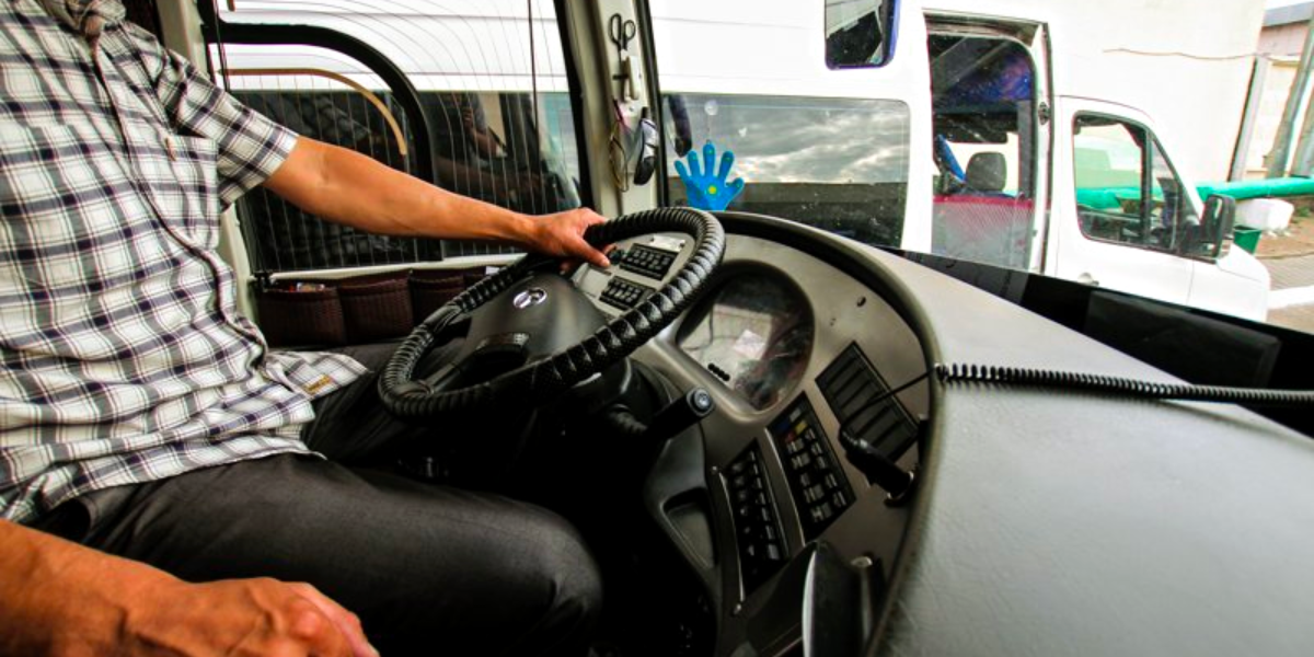 Зарплаты мигрантов-водителей в РФ: сколько они получают в 2026 году