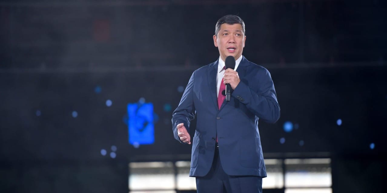 Мэр Бишкека объявил о повышении зарплат работникам ЖКХ на 50%