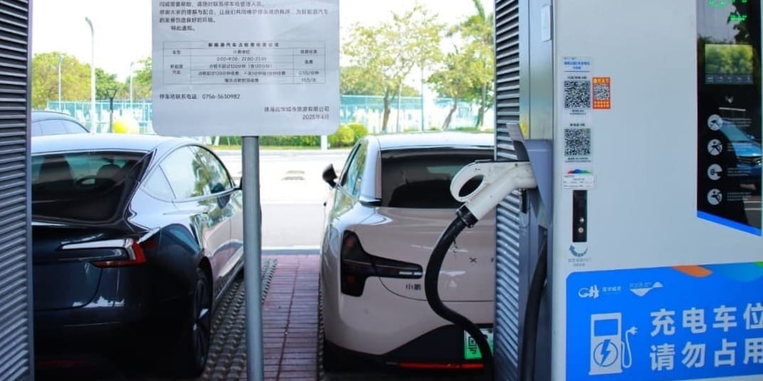 Минэнерго привлечет китайские технологии для электрозаправок в Кыргызстане