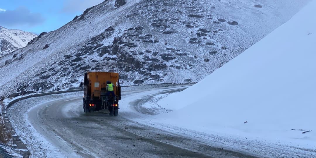 Состояние дорог в Кыргызстане на 4 марта: перевалы открыты для всех авто