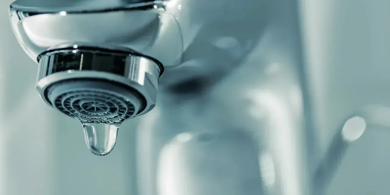 В части Бишкека 7 апреля отключат воду на 17 часов: список улиц