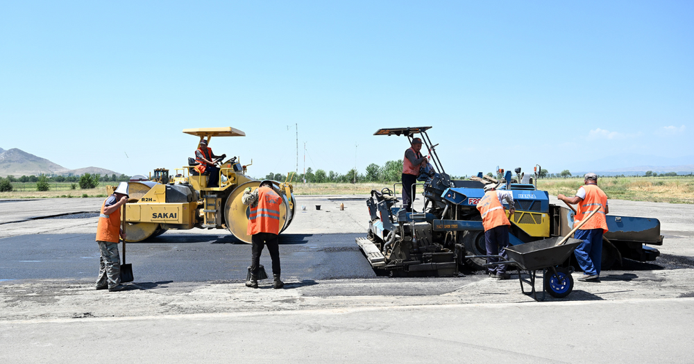 Аэропорт в Джалал-Абадской области вновь запустят в конце июля - расширили посадочную полосу изображение публикации