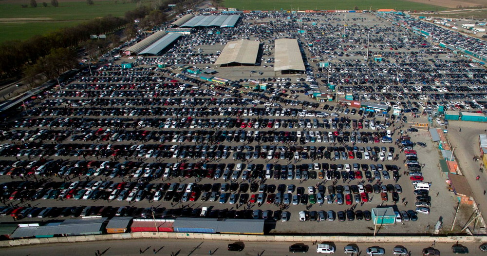 В Кыргызстане люди часто меняют и перепродают свои машины изображение публикации