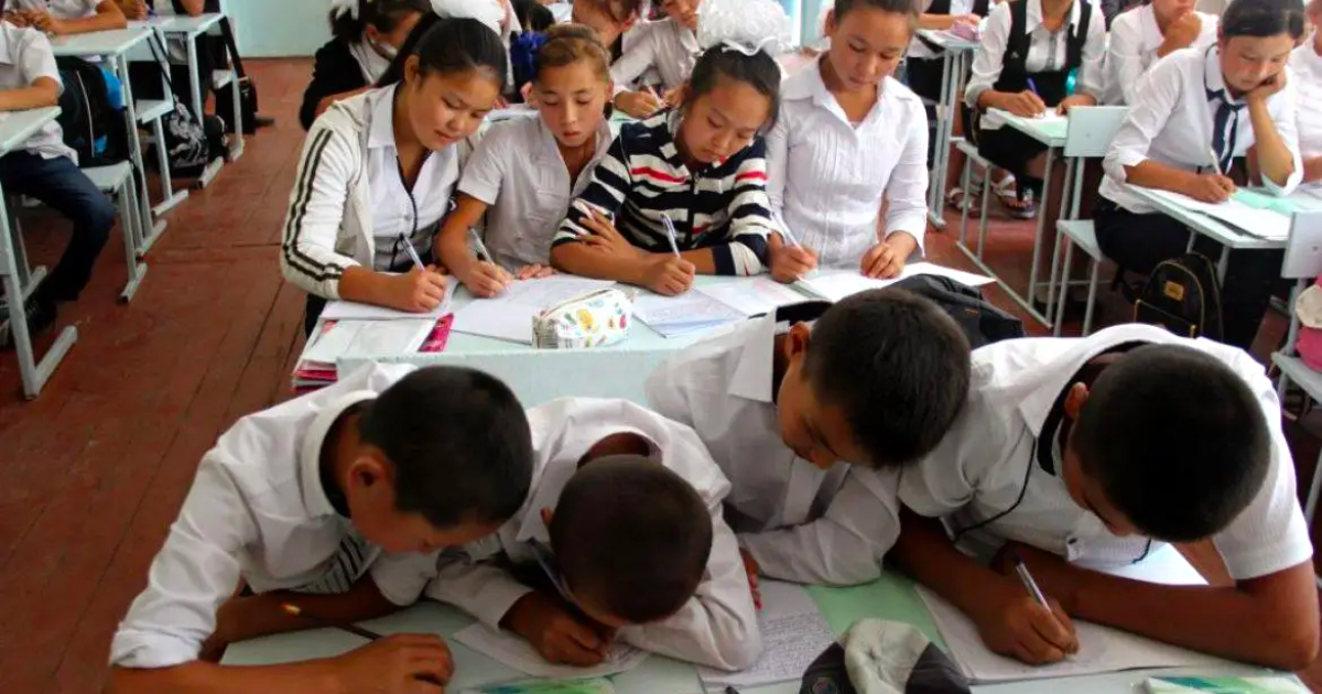 На сферу образования в этом году предусмотрено на 23 млрд сомов больше, чем в прошлом изображение публикации